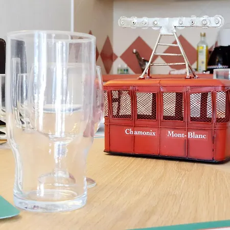 La Riviere Vue Mont Blanc *