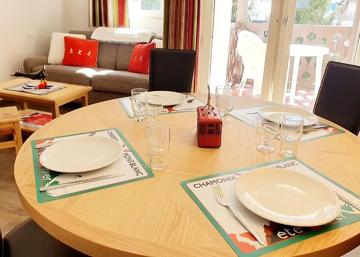 La Riviere Vue Mont Blanc